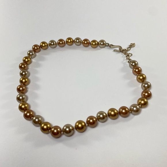 Large Tri-Color Pearl 14" Necklace by Carolee - Picture 3 of 7